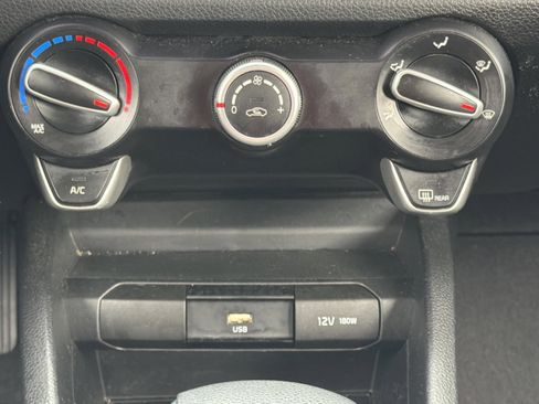 Used 2021 Kia Rio S FWD image 10