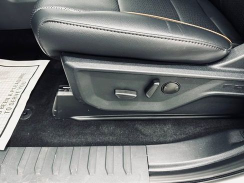 New 2025 Ford F150 Lariat w/ Equipment Group 501A Mid image 47