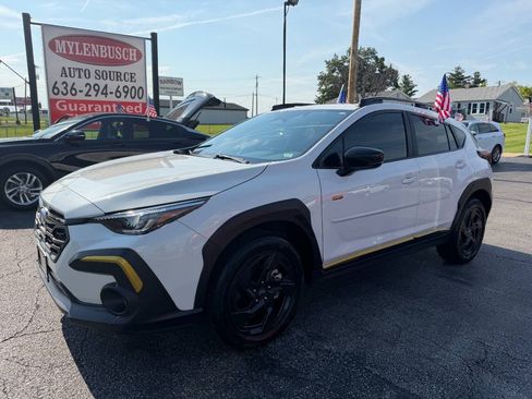 Used 2025 Subaru Crosstrek 2.5i Sport AWD/4WD image 2