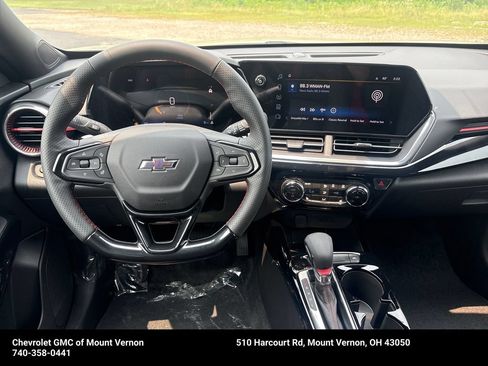 New 2026 Chevrolet Trax RS FWD image 16