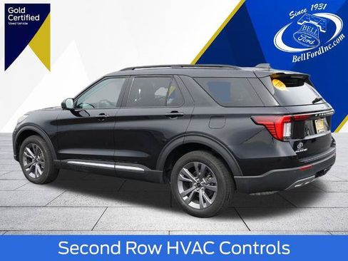 Certified 2025 Ford Explorer Active w/ Active Comfort Package AWD/4WD image 6