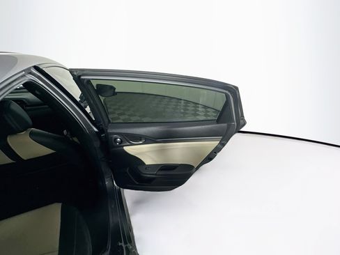 Used 2018 Honda Civic Sport Touring image 30