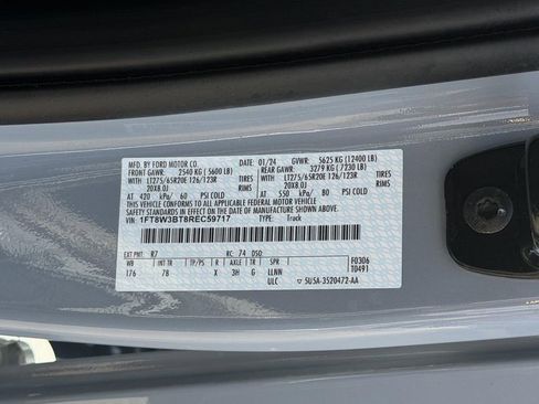 Used 2024 Ford F350 Platinum AWD/4WD image 26