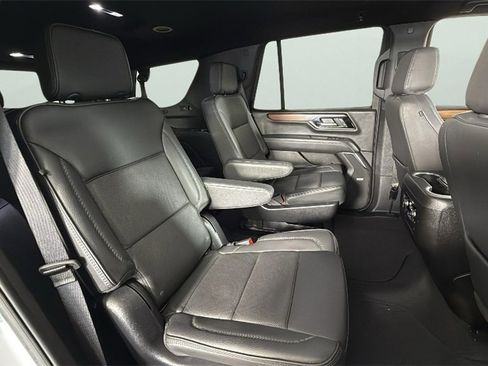 Used 2025 GMC Yukon Denali image 50
