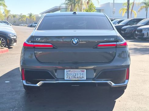 Used 2024 BMW i7 xDrive60 AWD/4WD image 9
