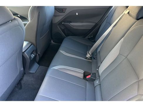 Used 2026 Subaru Crosstrek 2.0i Premium image 12