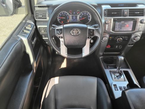 Used 2019 Toyota 4Runner SR5 Premium image 14
