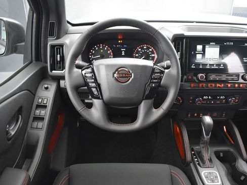 New 2026 Nissan Frontier PRO-4X w/ Pro-4x Convenience Package image 13