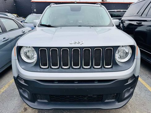Used 2015 Jeep Renegade Latitude AWD/4WD image 11