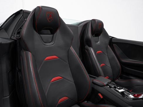Used 2020 Lamborghini Huracan EVO AWD/4WD image 64