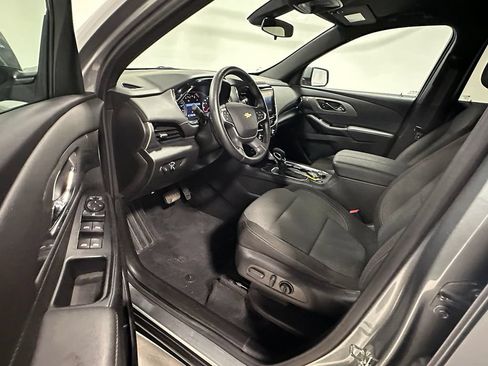 Used 2023 Chevrolet Traverse LT FWD image 20
