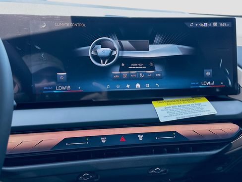 New 2025 BMW X3 xDrive30i w/ Convenience Package image 13