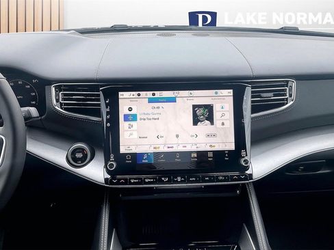 New 2026 Jeep Grand Wagoneer Limited image 13