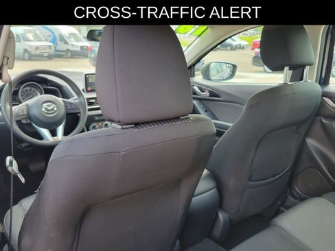 Used 2016 MAZDA MAZDA3 i Sport w/ Preferred Equipment Package FWD image 11