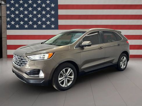 Used 2019 Ford Edge SEL w/ Equipment Group 201A AWD/4WD image 4