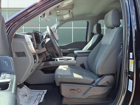 Used 2023 Ford F450 XLT AWD/4WD image 23