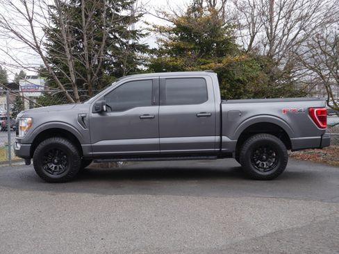 Certified 2021 Ford F150 XLT w/ Equipment Group 301A Mid image 17