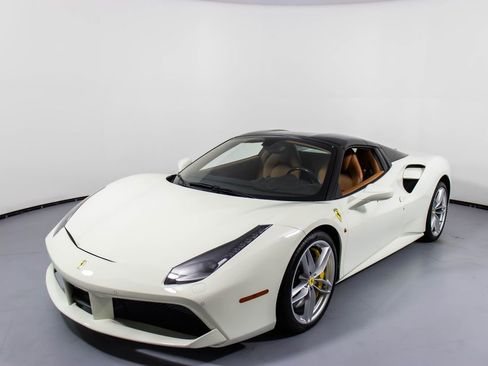 Certified 2019 Ferrari 488 Spider image 10