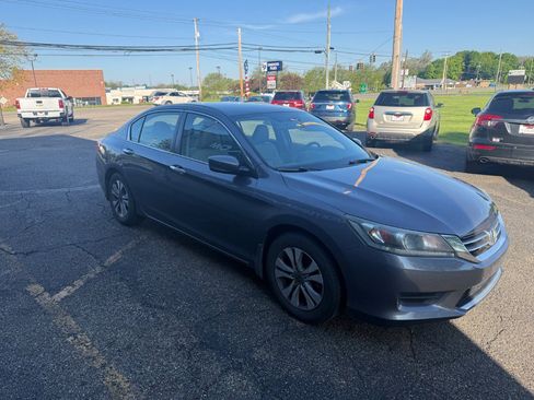 Used 2015 Honda Accord LX image 5