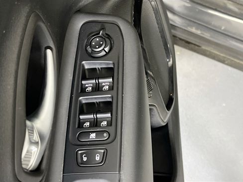 Used 2022 Jeep Renegade Altitude w/ Convenience Group image 17