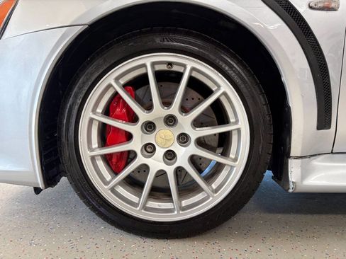 Used 2011 Mitsubishi Lancer Evolution MR image 20