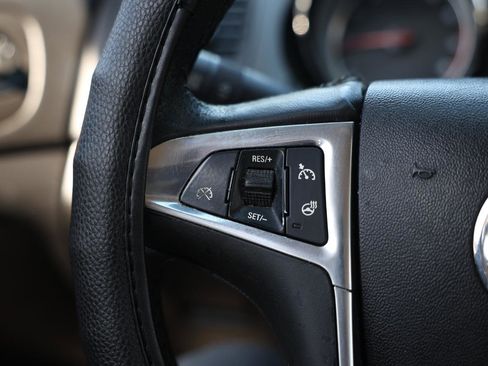 Used 2013 Buick Regal Premium image 25