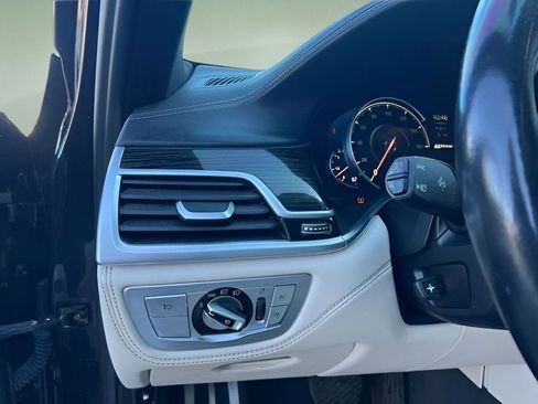 Used 2018 BMW 740e xDrive w/ M Sport Package image 13