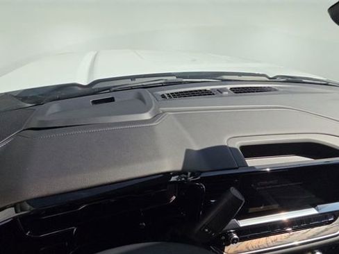 Used 2025 GMC Sierra 2500 SLT w/ SLT Convenience Package image 7