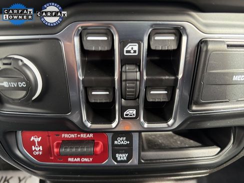 Used 2023 Jeep Gladiator Rubicon w/ Cold Weather Group image 31