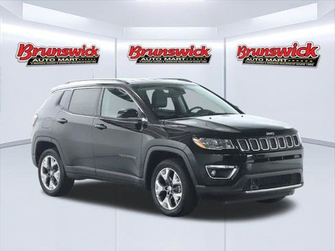 Certified 2021 Jeep Compass Limited w/ Elite Interior Group AWD/4WD image 9