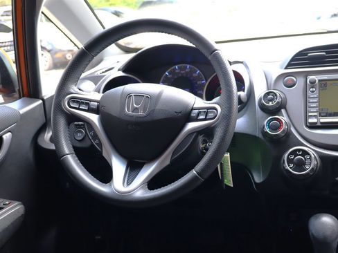 Used 2010 Honda Fit Sport image 15