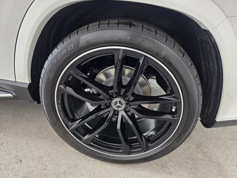 New 2026 Mercedes-Benz GLS 450 4MATIC image 15