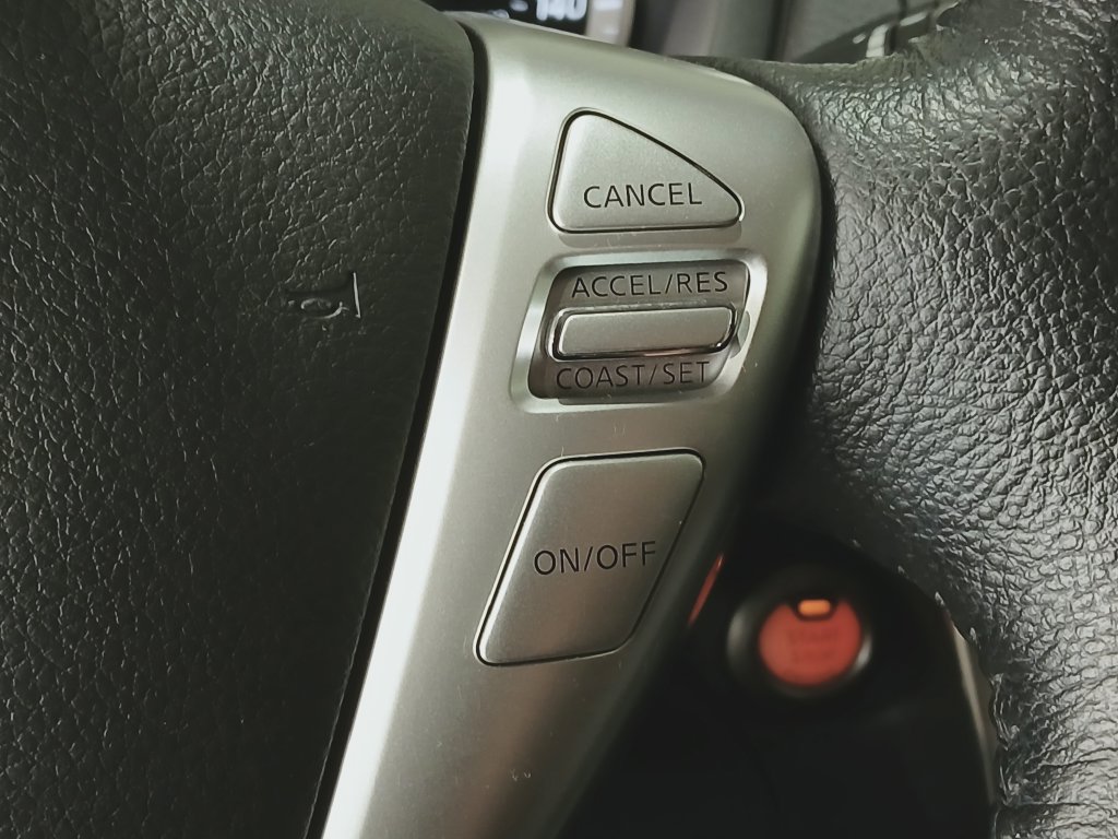 Used 2015 Nissan Sentra SV FWD image 25