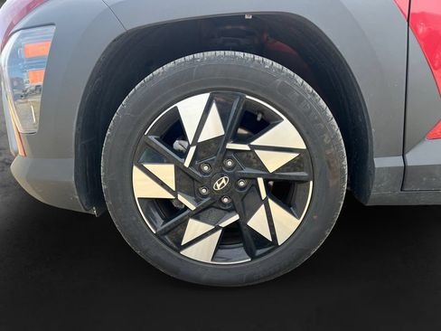 Used 2024 Hyundai Kona SEL FWD image 13