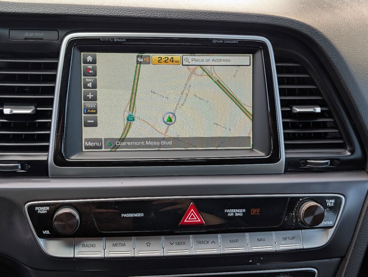 Used 2019 Hyundai Sonata Limited w/ Cargo Package FWD image 28