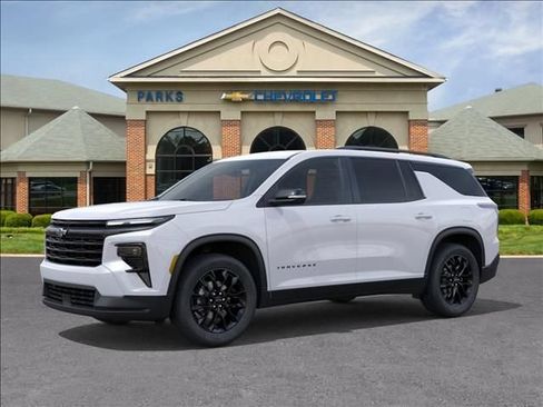 New 2026 Chevrolet Traverse LT FWD image 3