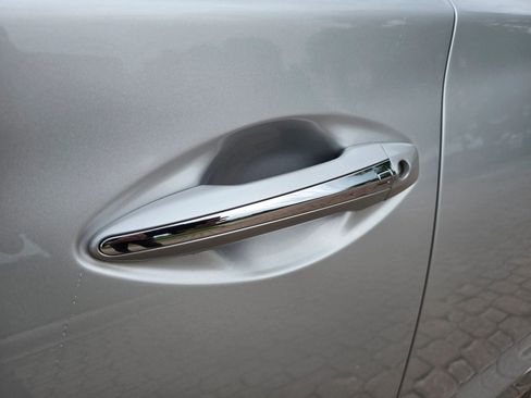 Used 2014 INFINITI Q50 Hybrid AWD image 15
