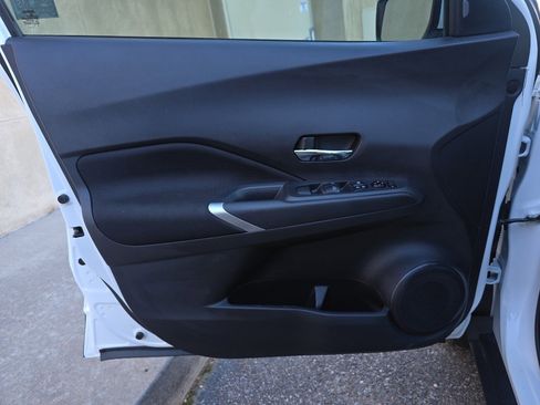 Used 2024 Nissan Kicks SV image 21