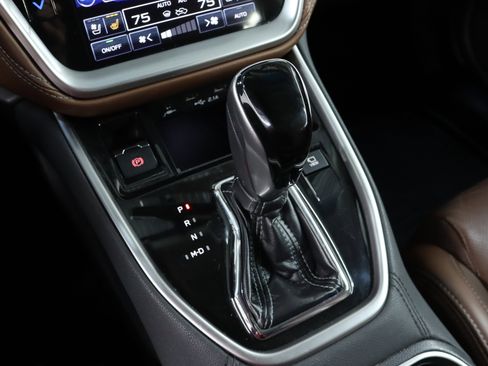 Used 2020 Subaru Outback Touring image 13