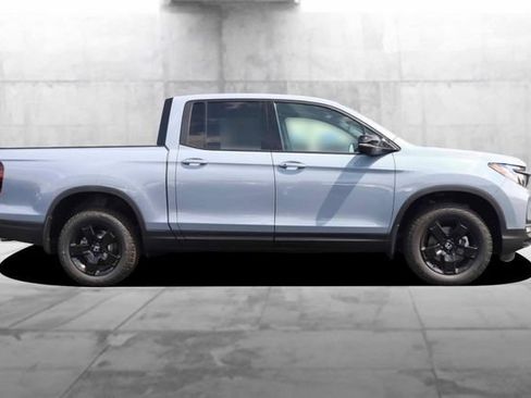 New 2026 Honda Ridgeline Black Edition image 5