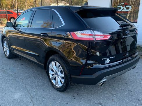 Used 2022 Ford Edge Titanium image 6