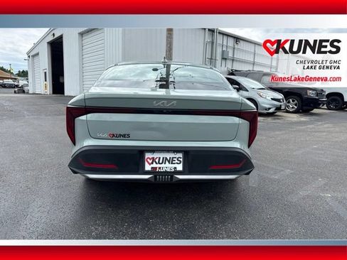 Used 2025 Kia K4 FWD image 5
