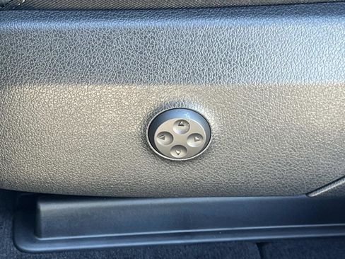 Used 2026 Mercedes-Benz GLC 300 4MATIC image 22