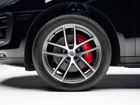 Used 2022 Porsche Macan S image 19