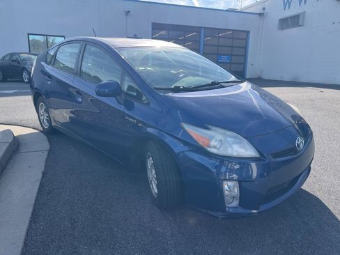 Used 2011 Toyota Prius Five image 12