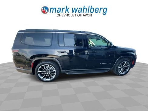 Used 2022 Jeep Wagoneer Series II w/ Convenience Group I AWD/4WD image 4