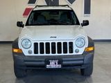 Used 2007 Jeep Liberty Sport image 3