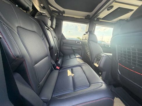 Used 2025 Ford Bronco Raptor AWD/4WD image 17