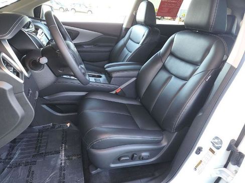 Certified 2024 Nissan Murano SV w/ SV Midnight Edition Package image 12