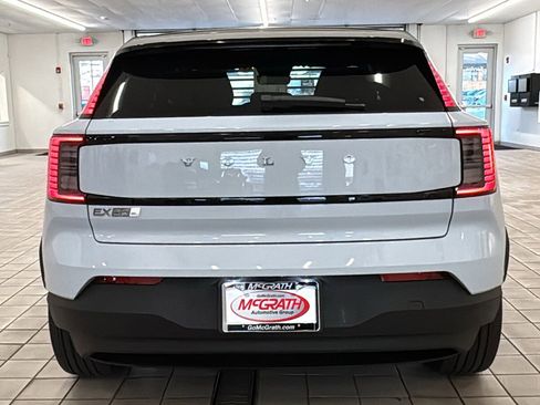 New 2026 Volvo EX30 Ultra w/ Climate Package image 6